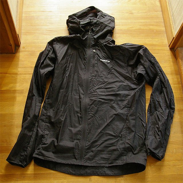 patagonia (パタゴニア) フーディニ・ジャケット 常に着たり携帯したく 