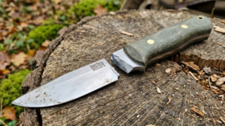 折れたバークリバーのナイフ